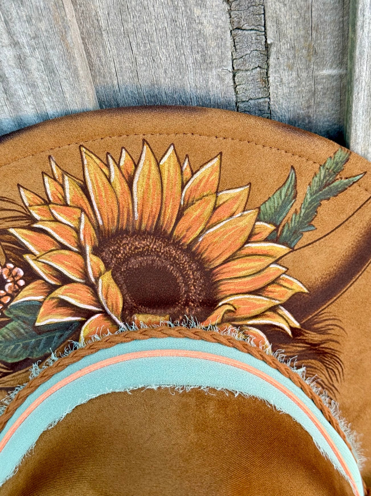 Golden Sunflower Highland Cow - EXCLUSIVE - Engraved Wide Brim Hat, Vegan Suede Fedora Hat, Laser Engraved, Cowboy Hat, Burned Fedora