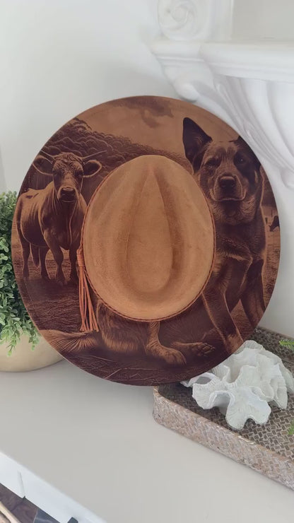 The Drovers Mate – Laser Engraved Cattle Dog Brim Hat, Wide Brim Hat, Vegan Suede Fedora Hat, Laser Engraved, Cowboy Hat, Burned Fedora